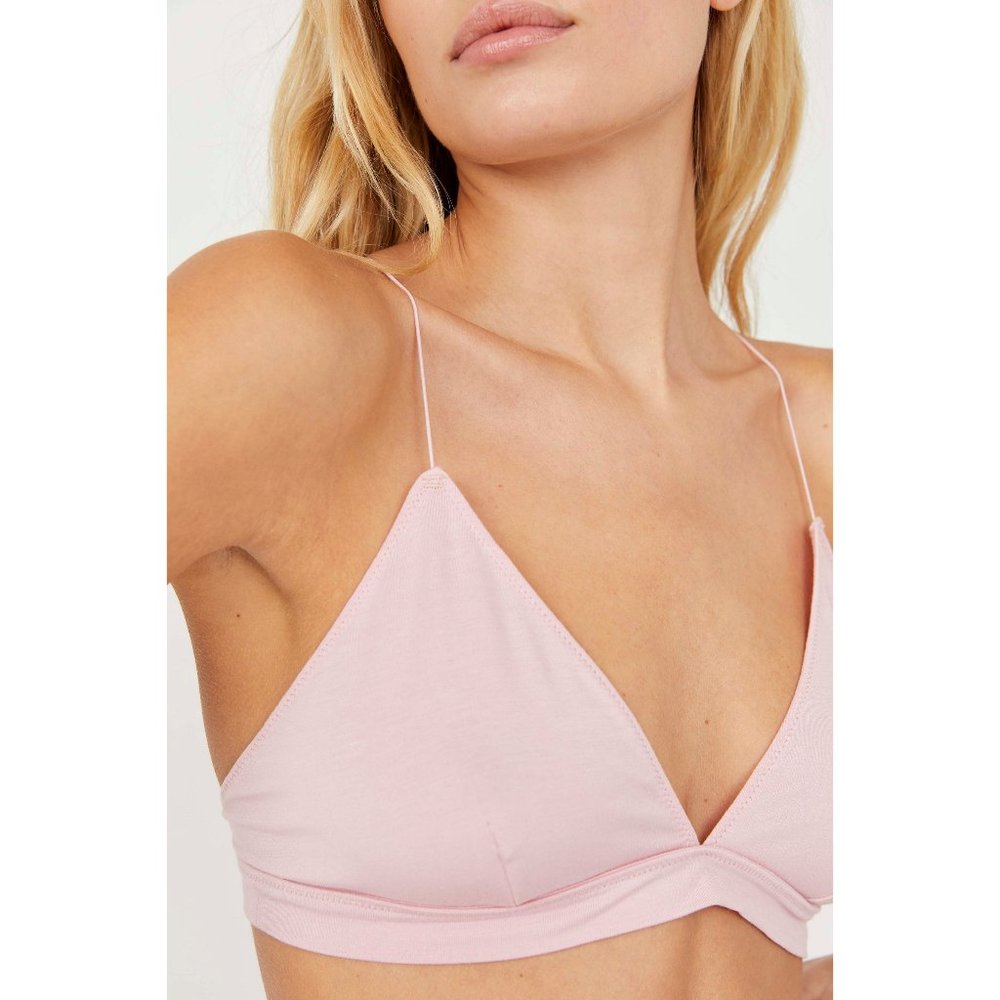 🎉 NWT Free People Essential Triangle Bra / Strawberry